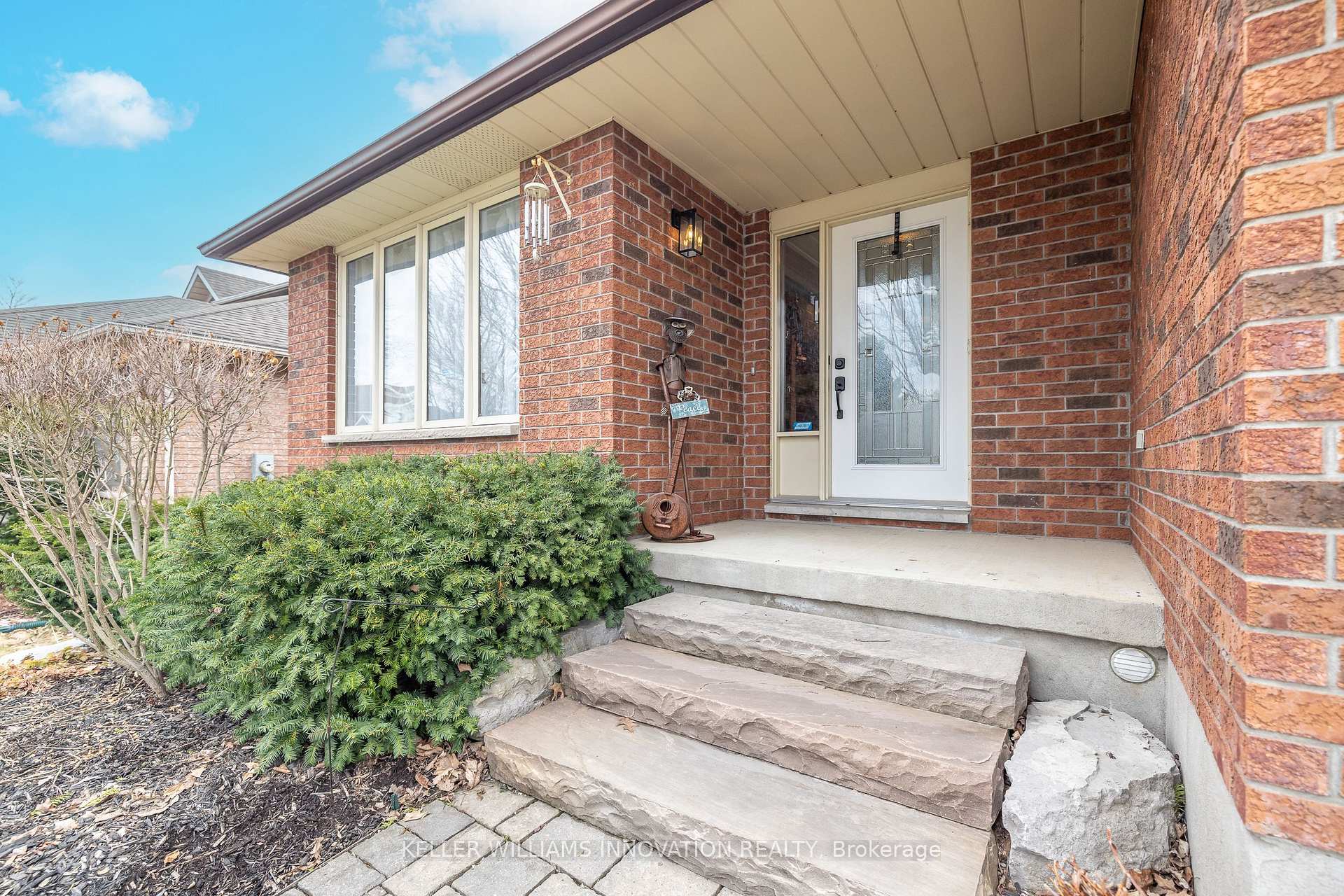 Photo 22 of 28 Peartree Crescent, Guelph, Willow West/Sugarbush/West Acres — HOMEH