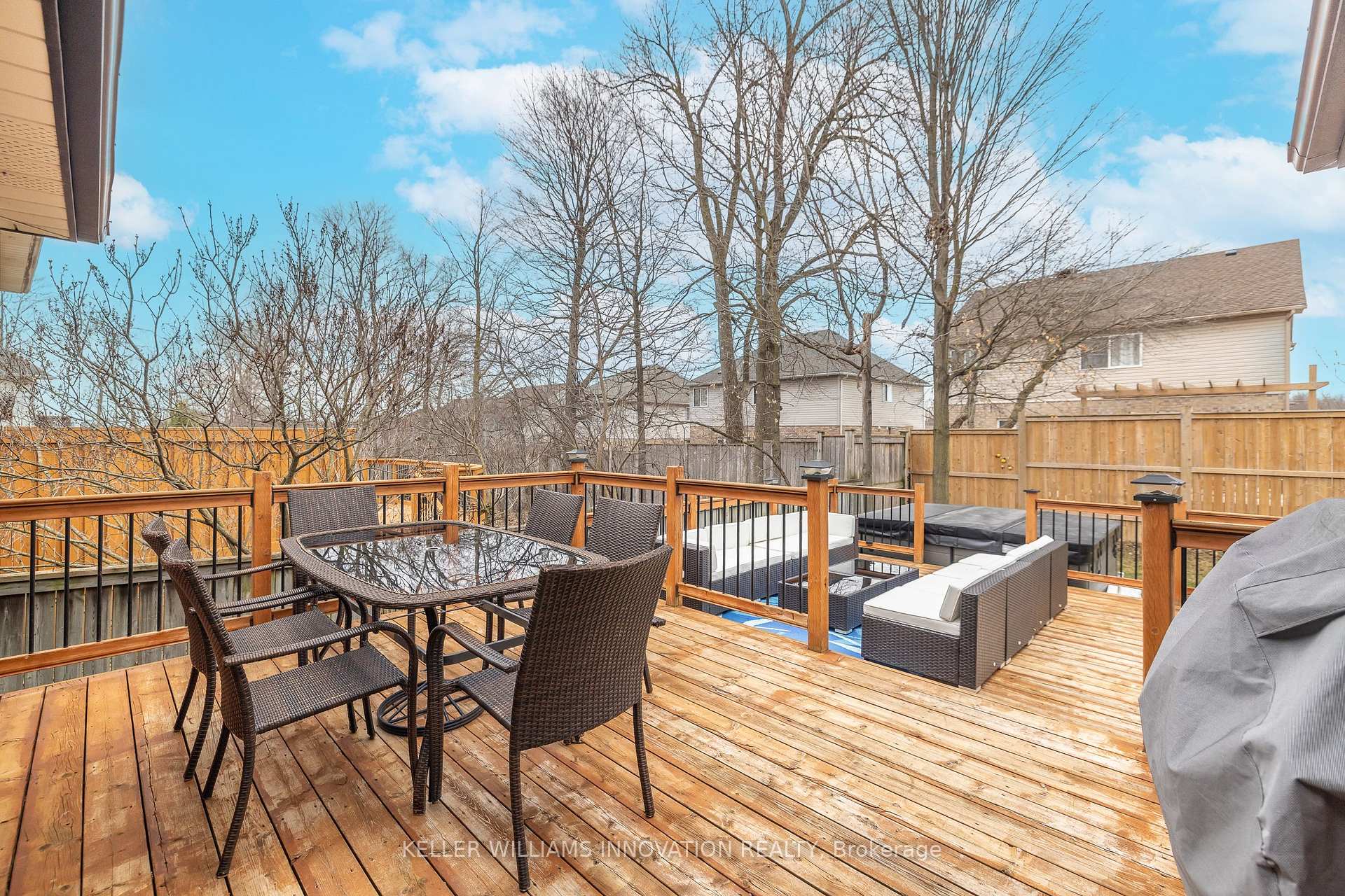 Photo 48 of 28 Peartree Crescent, Guelph, Willow West/Sugarbush/West Acres — HOMEH