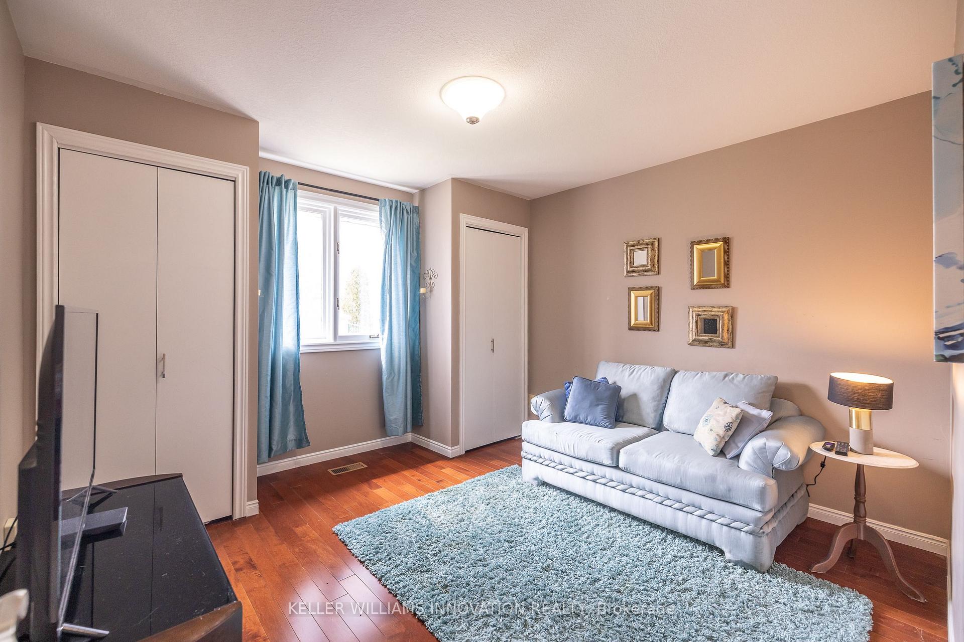 Photo 15 of 28 Peartree Crescent, Guelph, Willow West/Sugarbush/West Acres — HOMEH