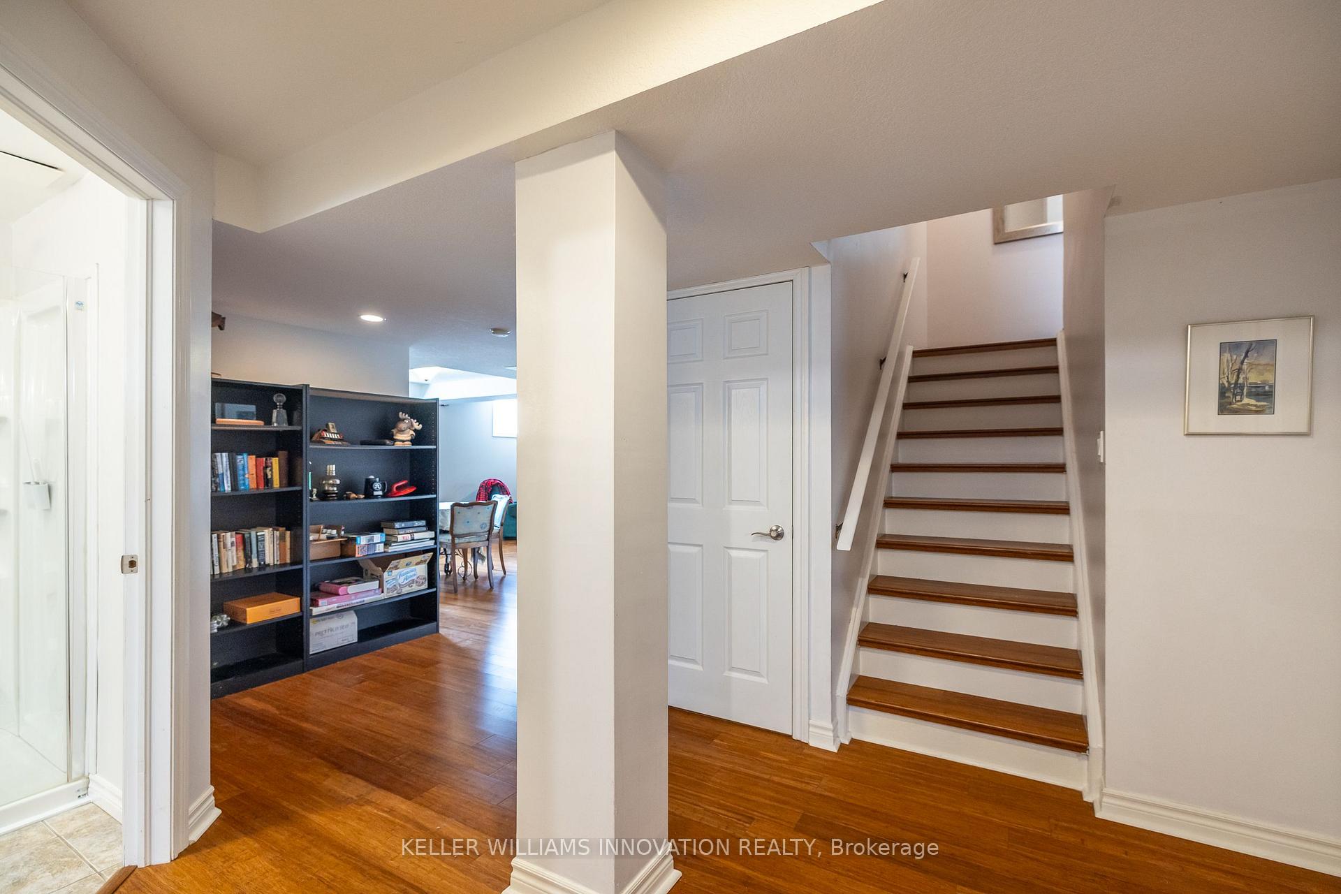 Photo 18 of 28 Peartree Crescent, Guelph, Willow West/Sugarbush/West Acres — HOMEH
