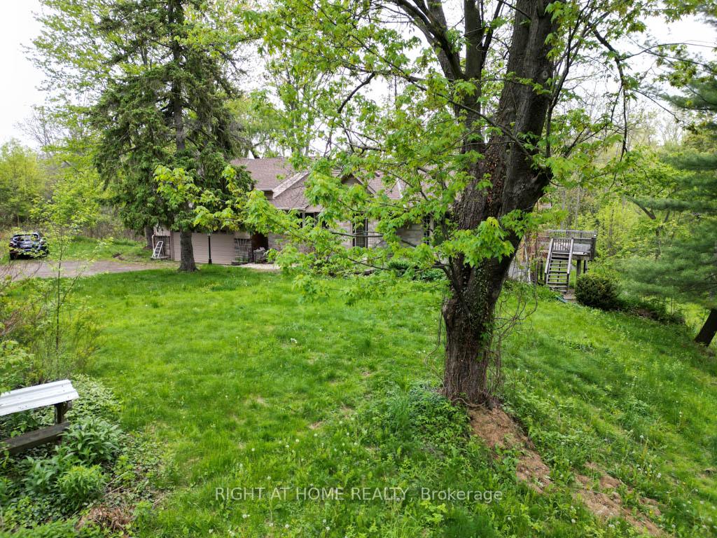 Photo 7 of 144 Wellington Street, Hamilton, Waterdown — HOMEH