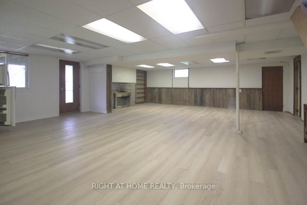 Photo 26 of 144 Wellington Street, Hamilton, Waterdown — HOMEH