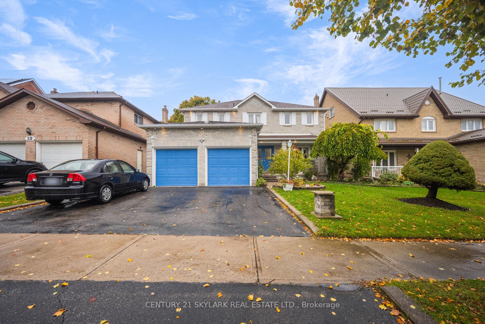 Photo 1 of 30 Wexford Road, Brampton, Heart Lake West — HOMEH