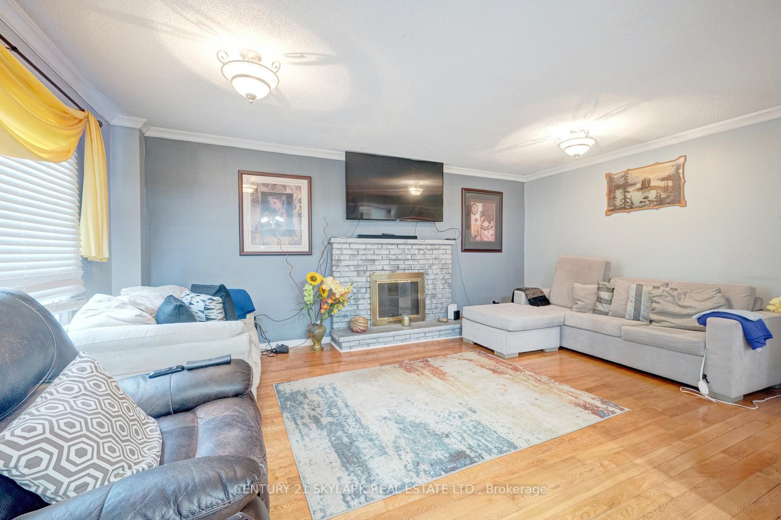 Photo 24 of 30 Wexford Road, Brampton, Heart Lake West — HOMEH
