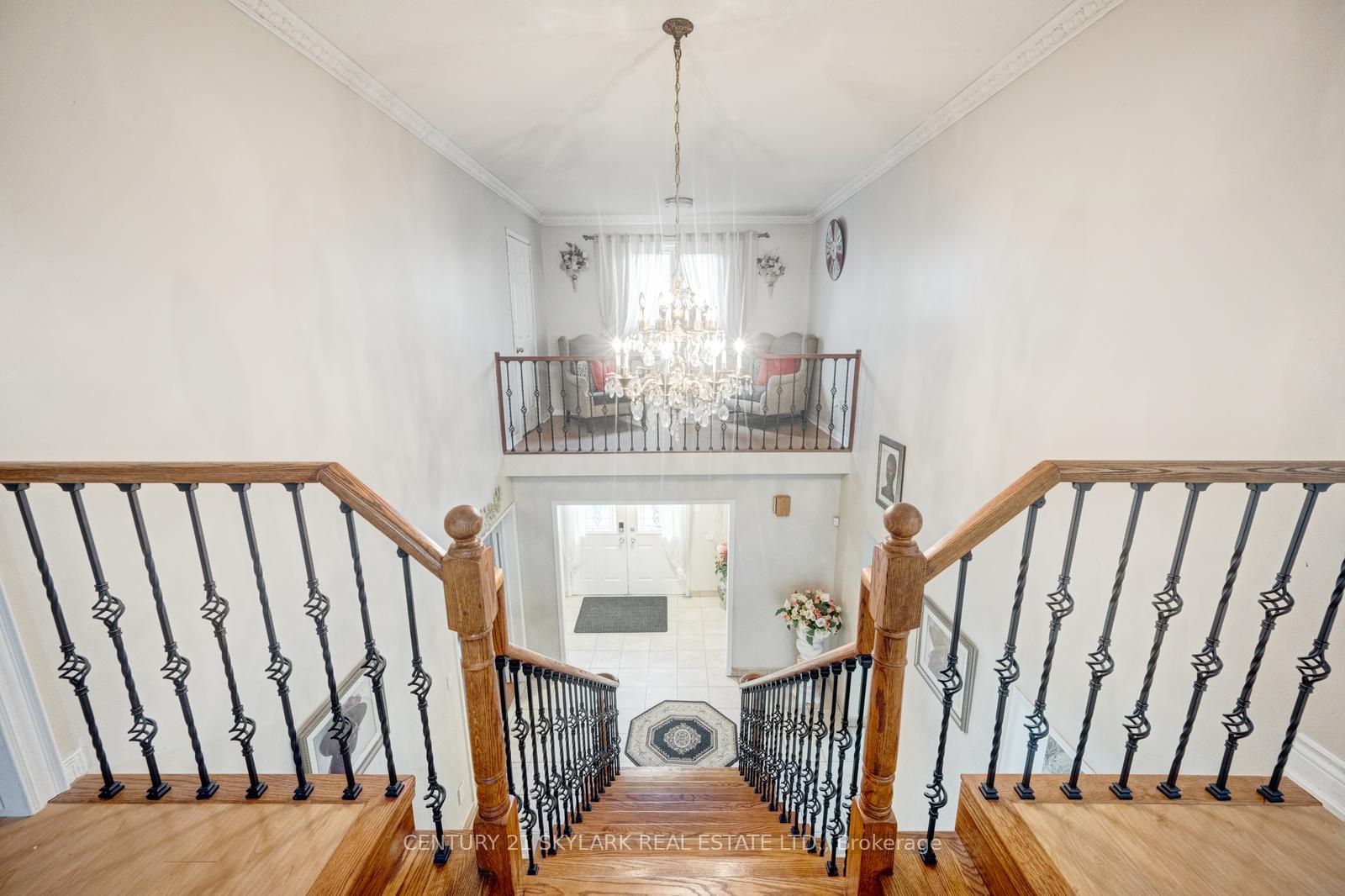 Photo 34 of 30 Wexford Road, Brampton, Heart Lake West — HOMEH
