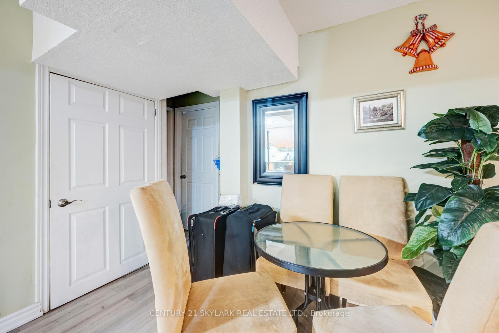 Photo 46 of 30 Wexford Road, Brampton, Heart Lake West — HOMEH
