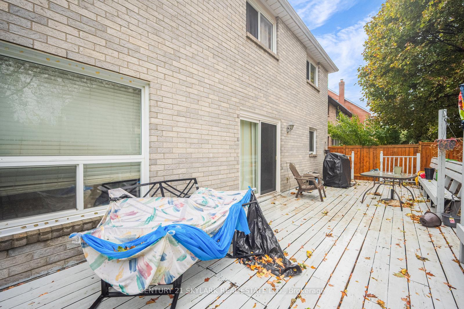 Photo 49 of 30 Wexford Road, Brampton, Heart Lake West — HOMEH