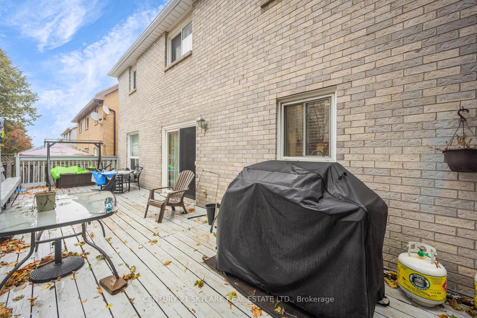 Photo 50 of 30 Wexford Road, Brampton, Heart Lake West — HOMEH