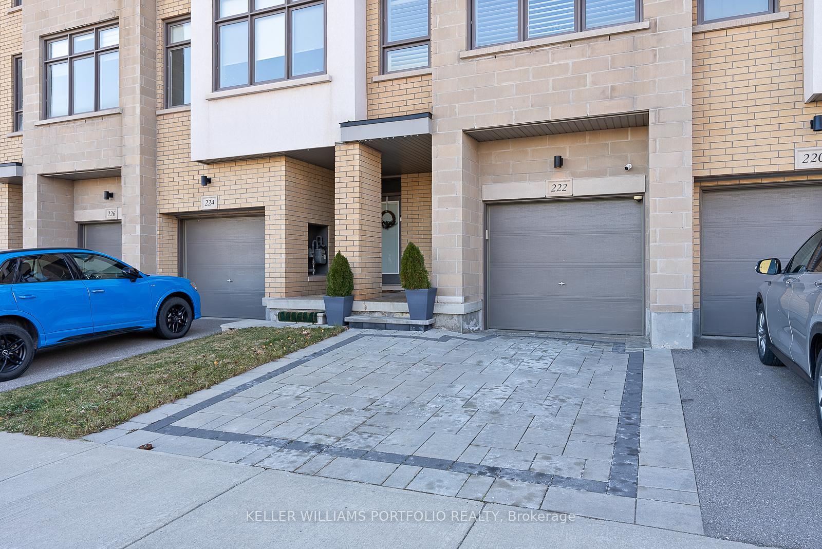Photo 2 of 222 Squire Crescent, Oakville, Glenorchy — HOMEH