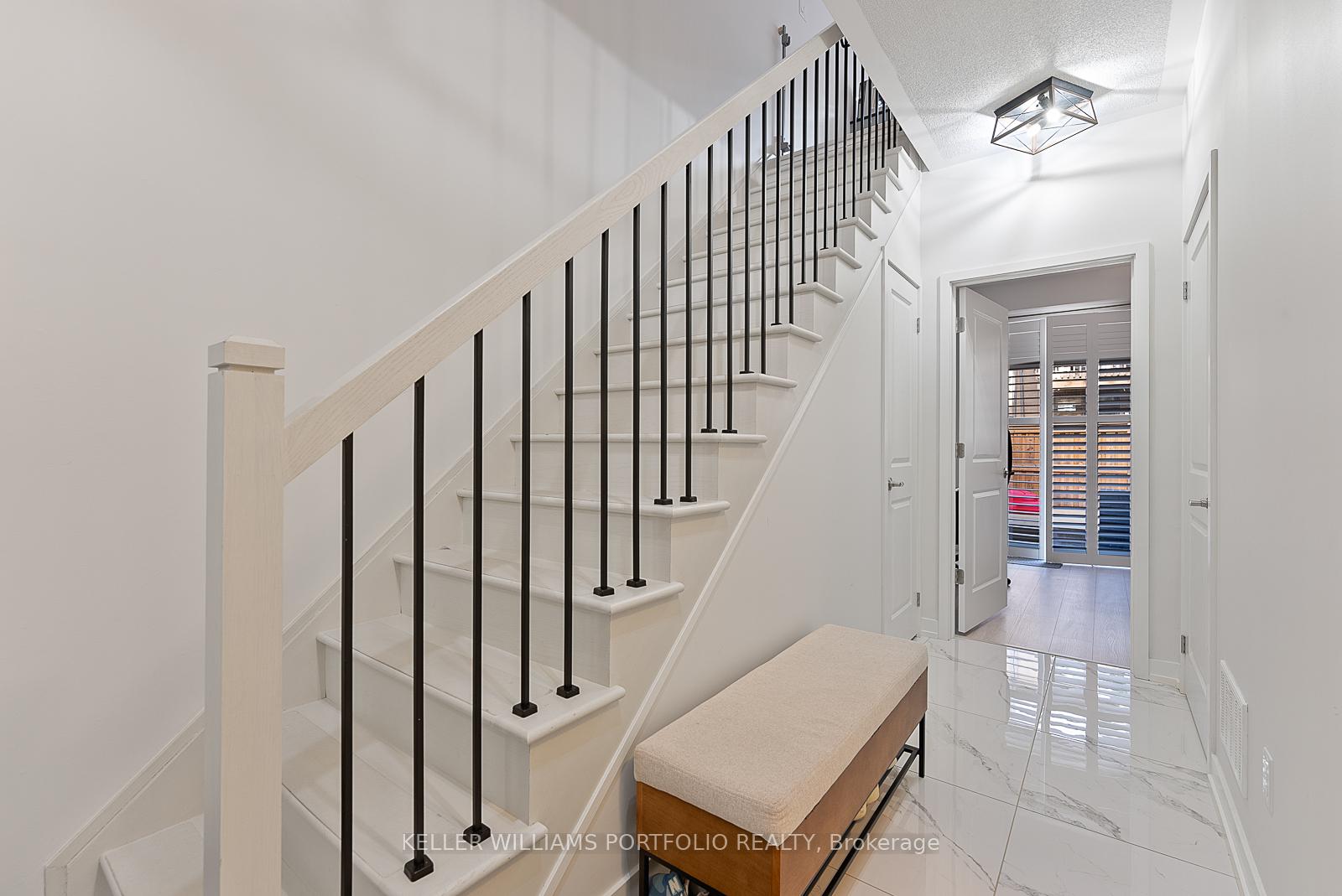 Photo 6 of 222 Squire Crescent, Oakville, Glenorchy — HOMEH