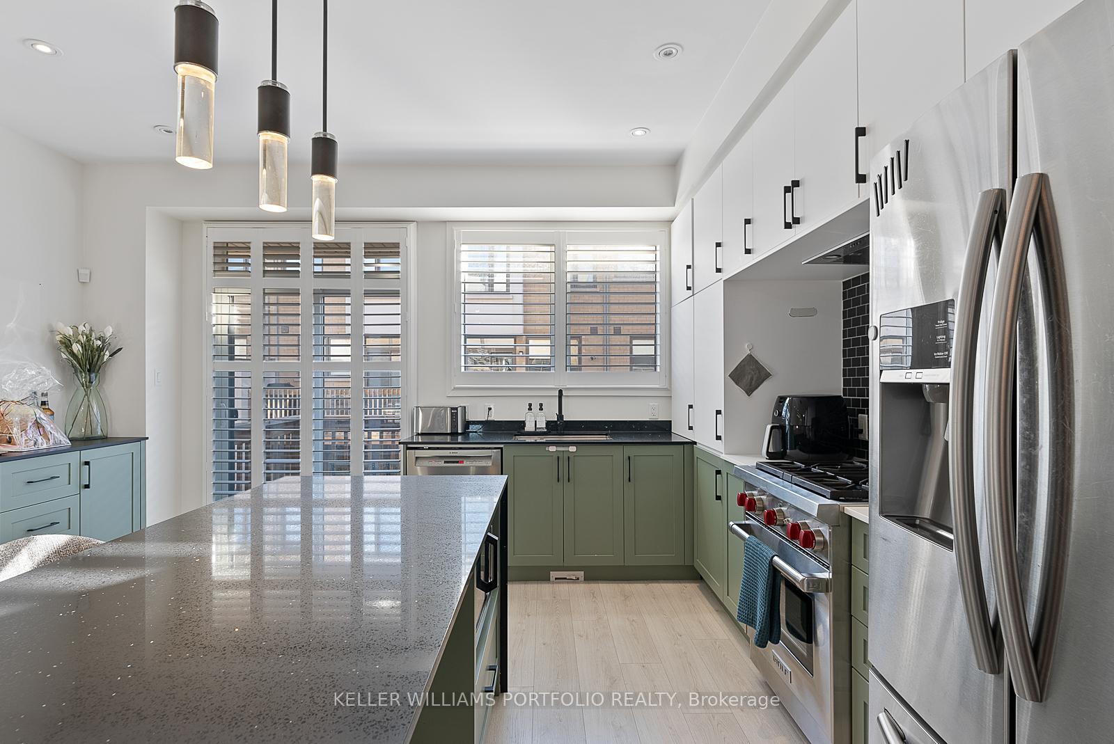 Photo 14 of 222 Squire Crescent, Oakville, Glenorchy — HOMEH