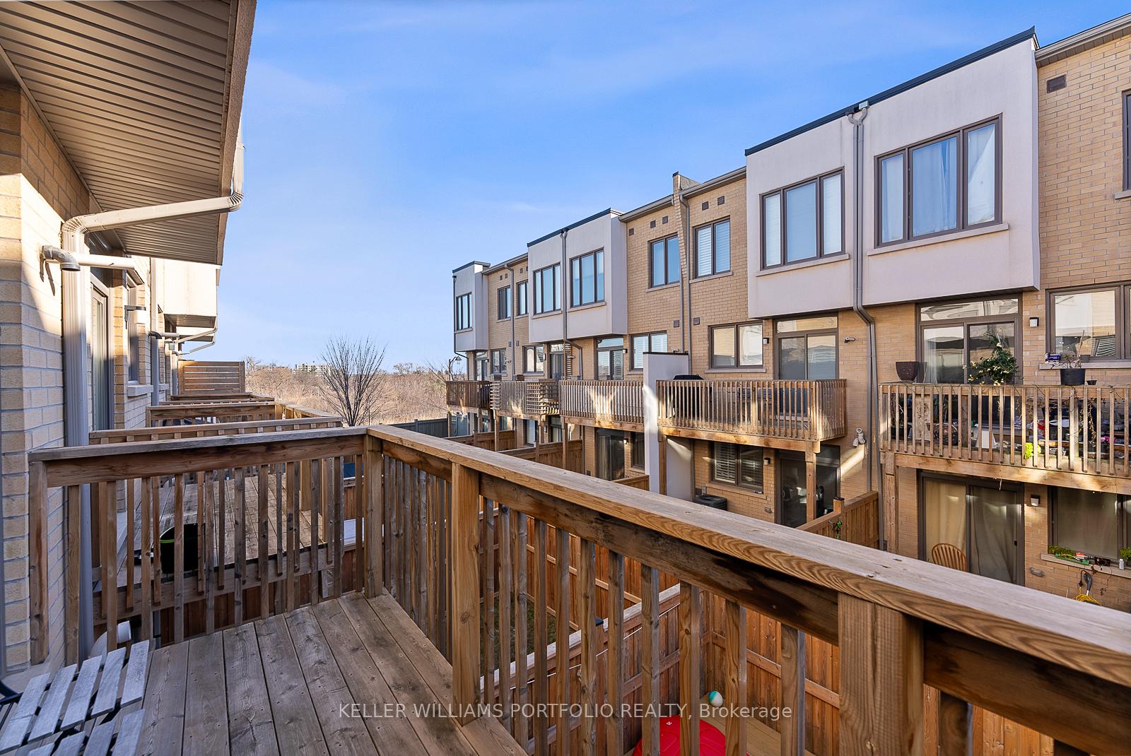 Photo 19 of 222 Squire Crescent, Oakville, Glenorchy — HOMEH