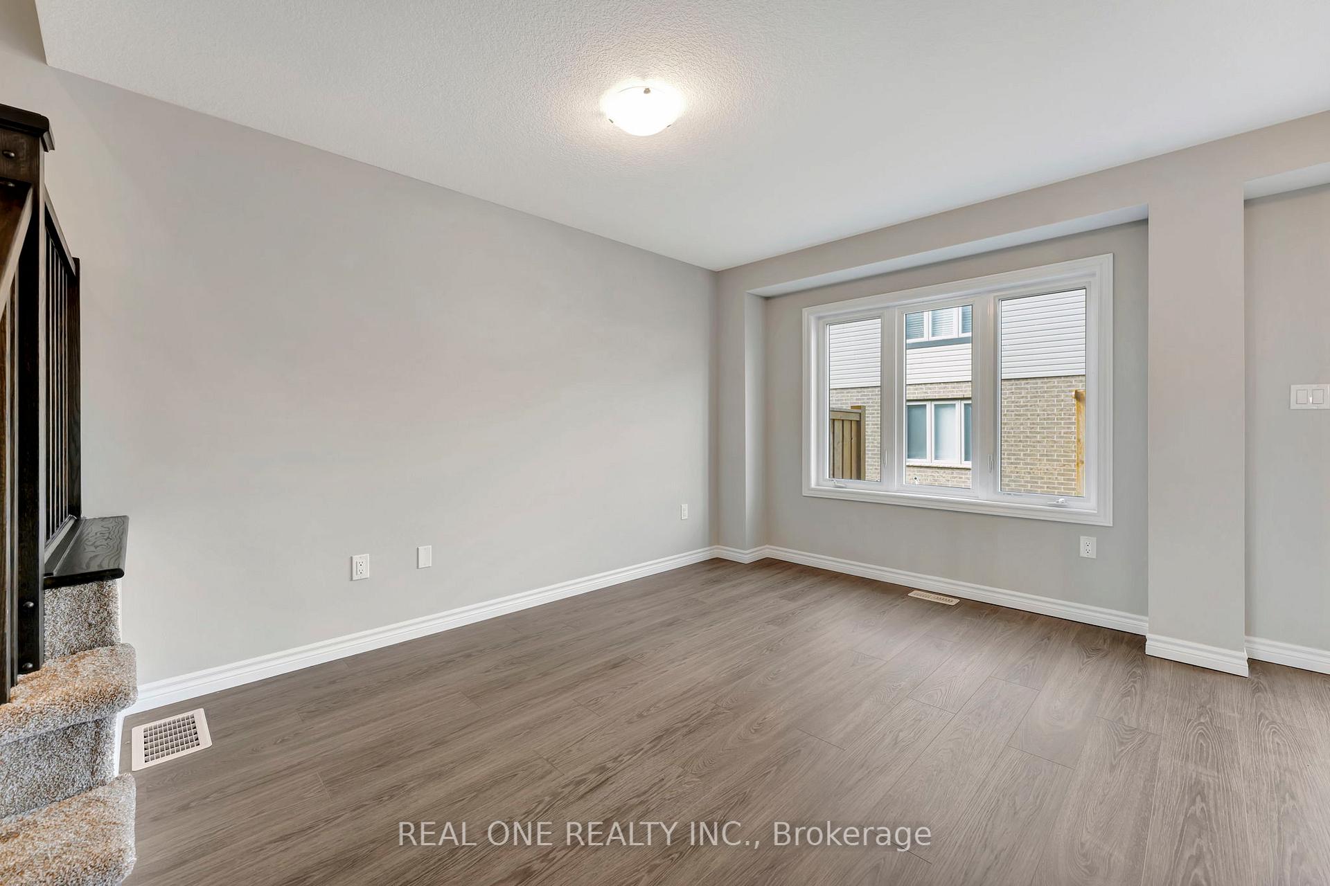 Photo 17 of 80 Harrison Drive, Cambridge — HOMEH
