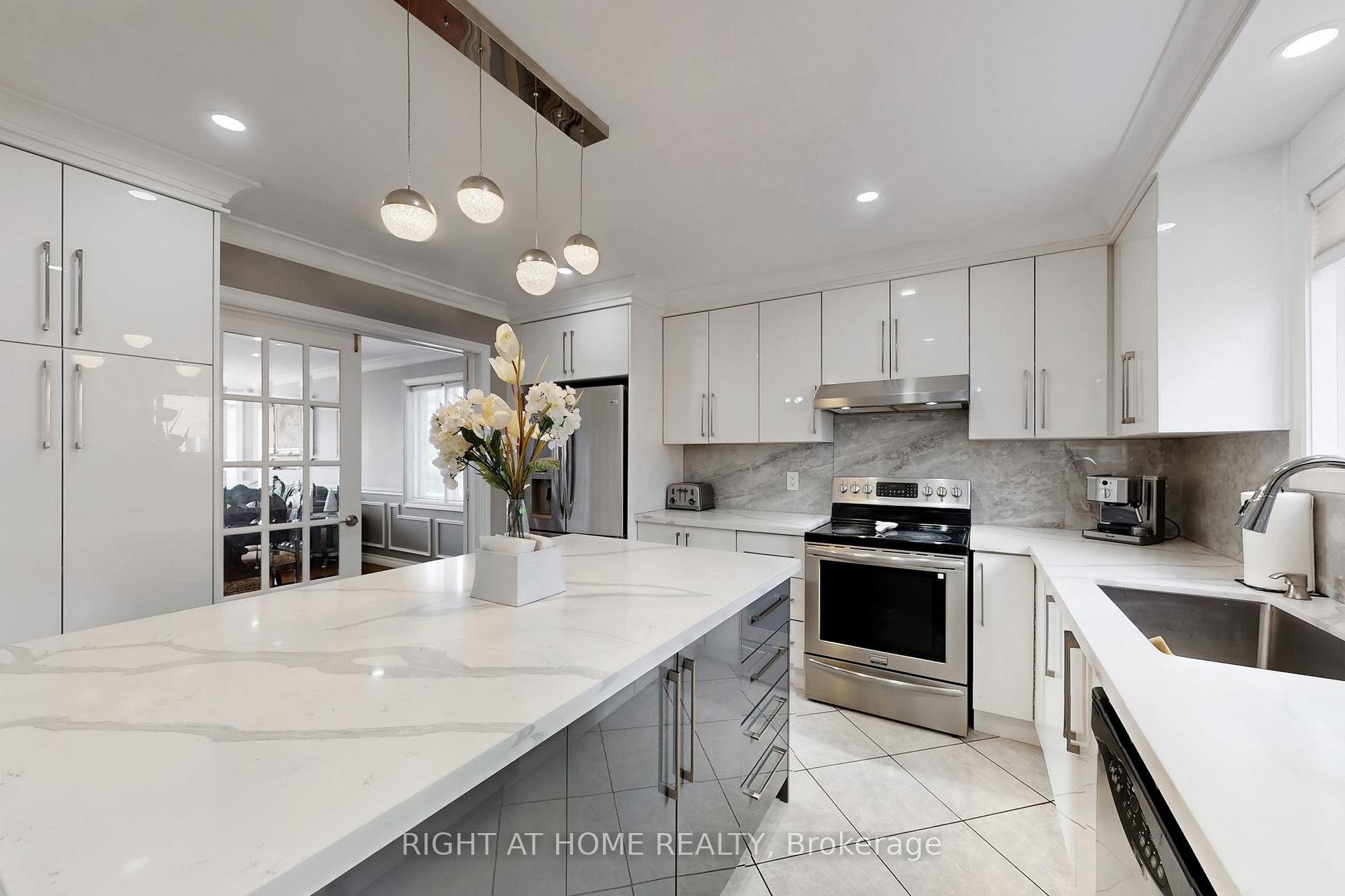 Photo 17 of 186 Green Road, Hamilton, Stoney Creek — HOMEH