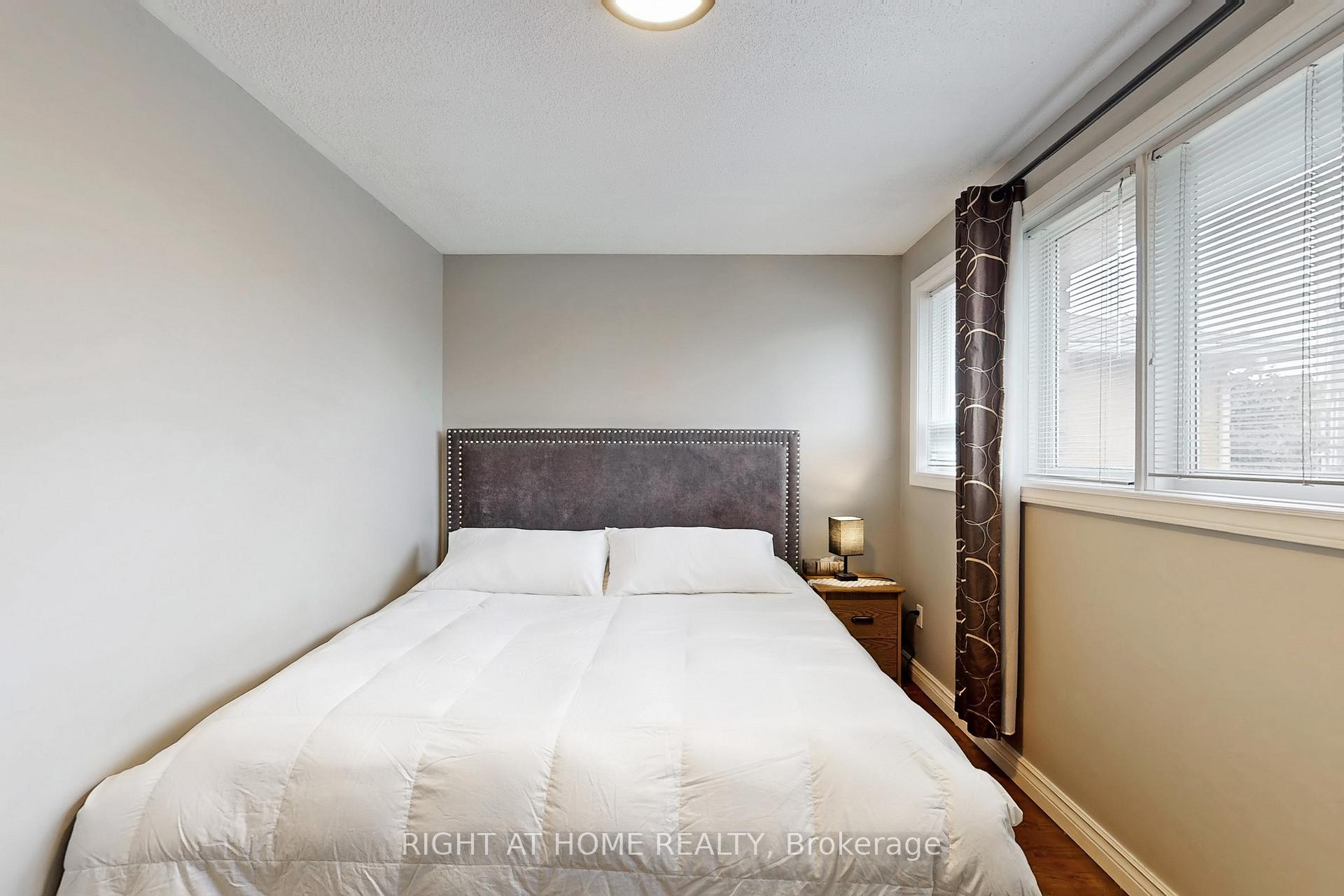 Photo 28 of 186 Green Road, Hamilton, Stoney Creek — HOMEH