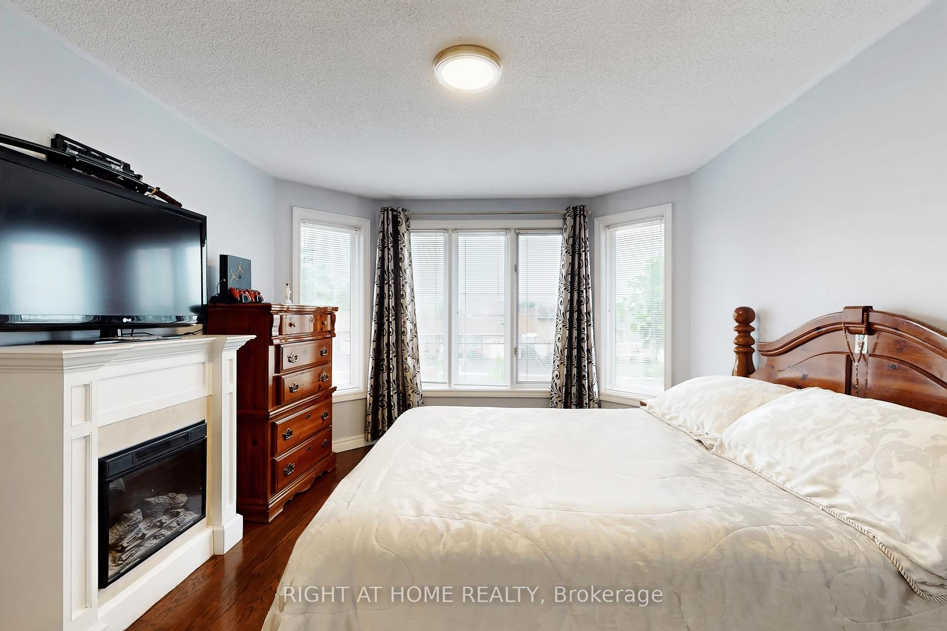 Photo 31 of 186 Green Road, Hamilton, Stoney Creek — HOMEH
