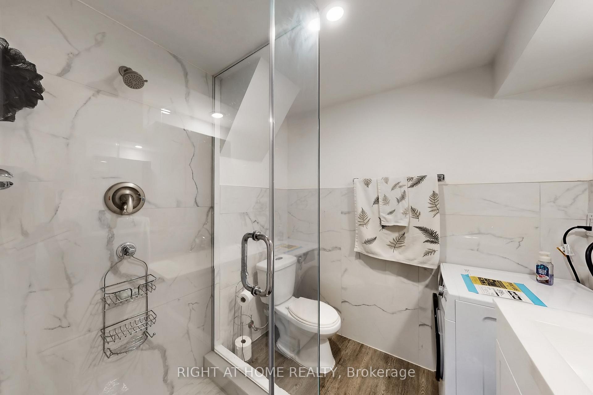 Photo 44 of 186 Green Road, Hamilton, Stoney Creek — HOMEH