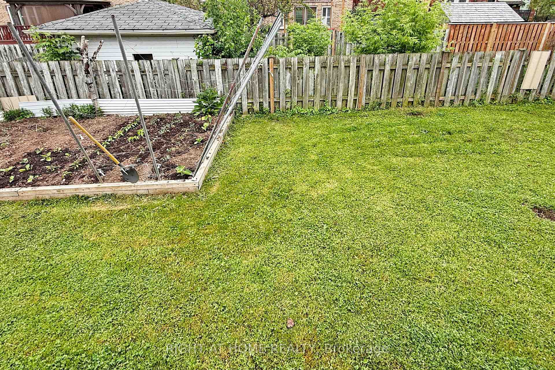 Photo 50 of 186 Green Road, Hamilton, Stoney Creek — HOMEH