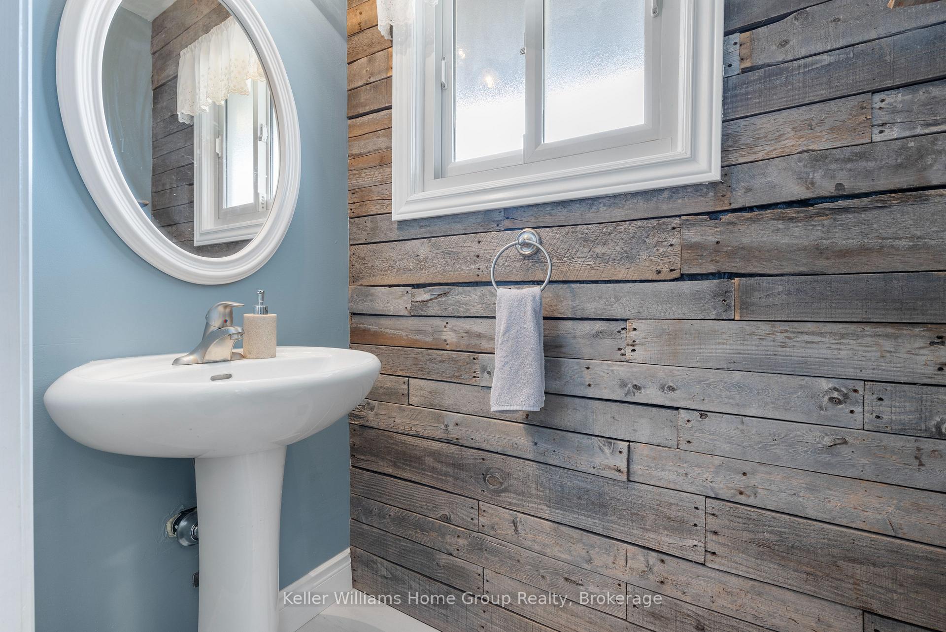 Photo 15 of 23 Pondview Crescent, Guelph, Victoria North — HOMEH