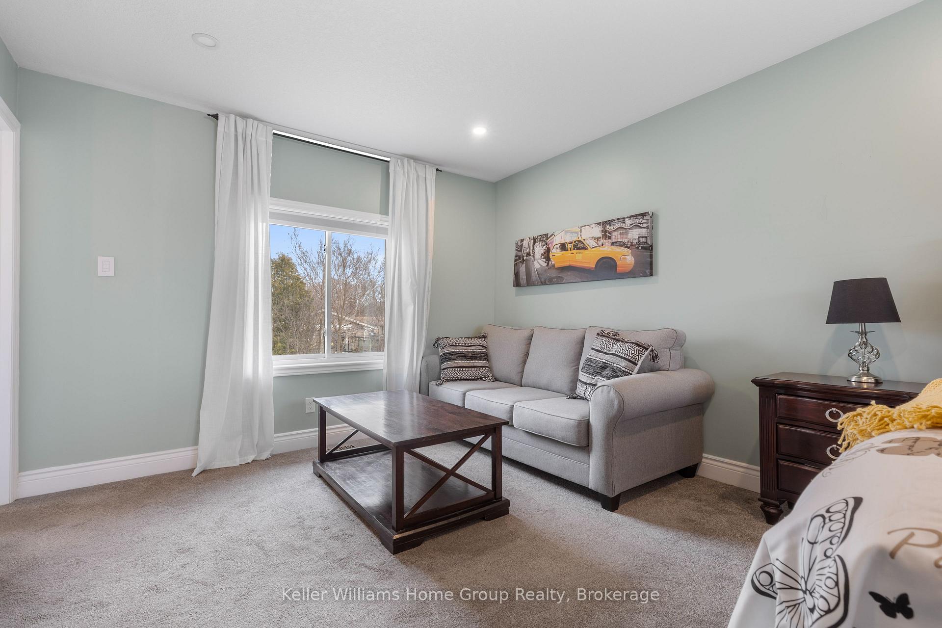 Photo 18 of 23 Pondview Crescent, Guelph, Victoria North — HOMEH