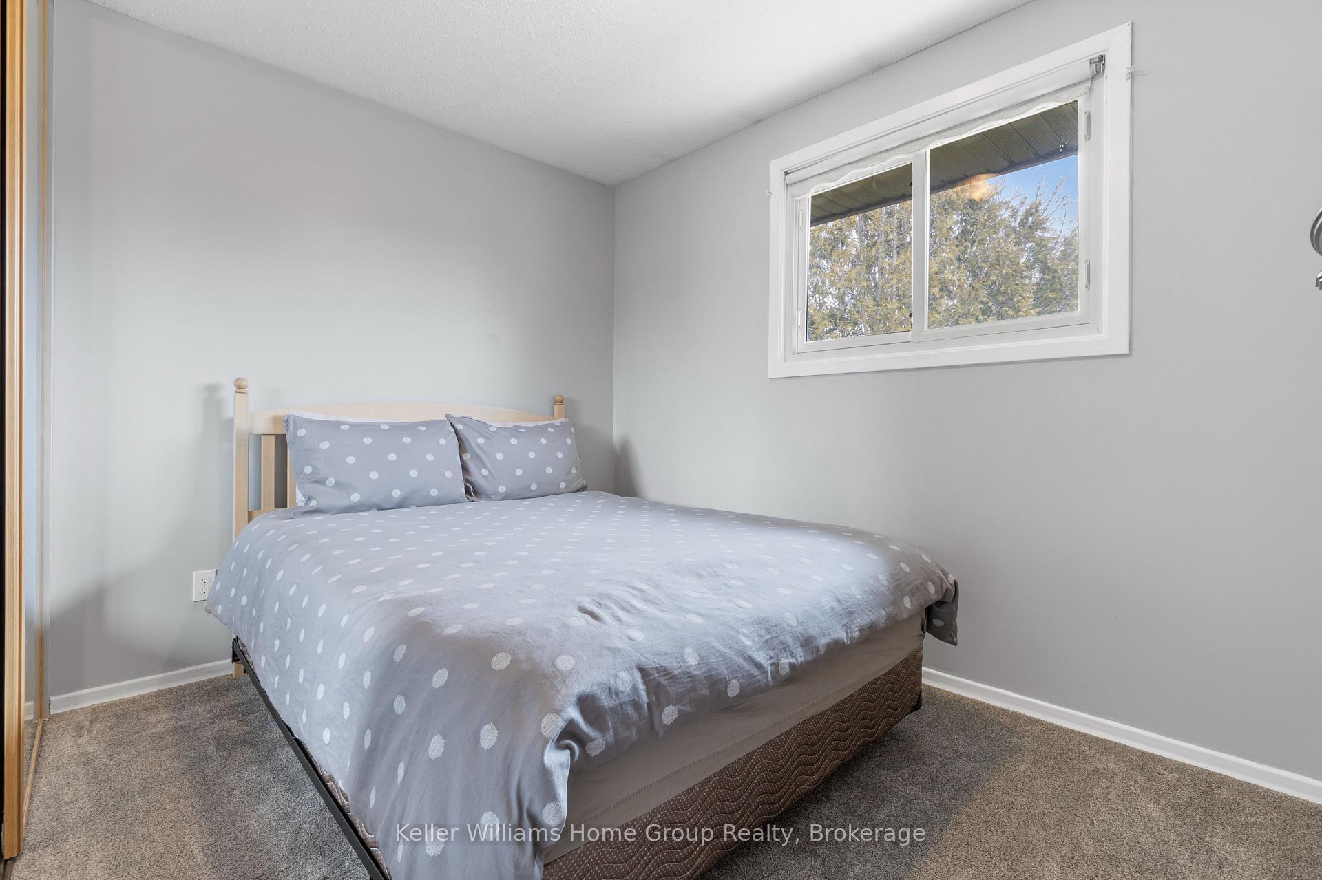 Photo 25 of 23 Pondview Crescent, Guelph, Victoria North — HOMEH