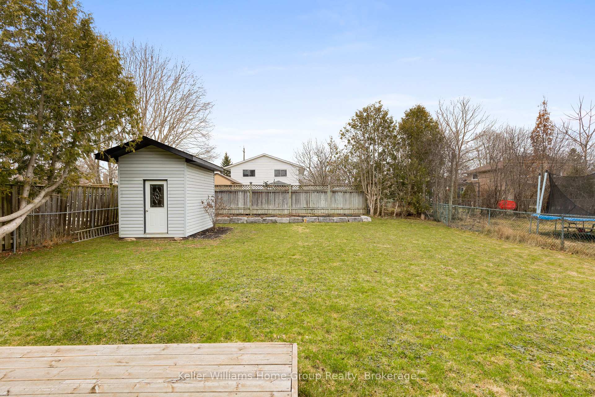 Photo 36 of 23 Pondview Crescent, Guelph, Victoria North — HOMEH