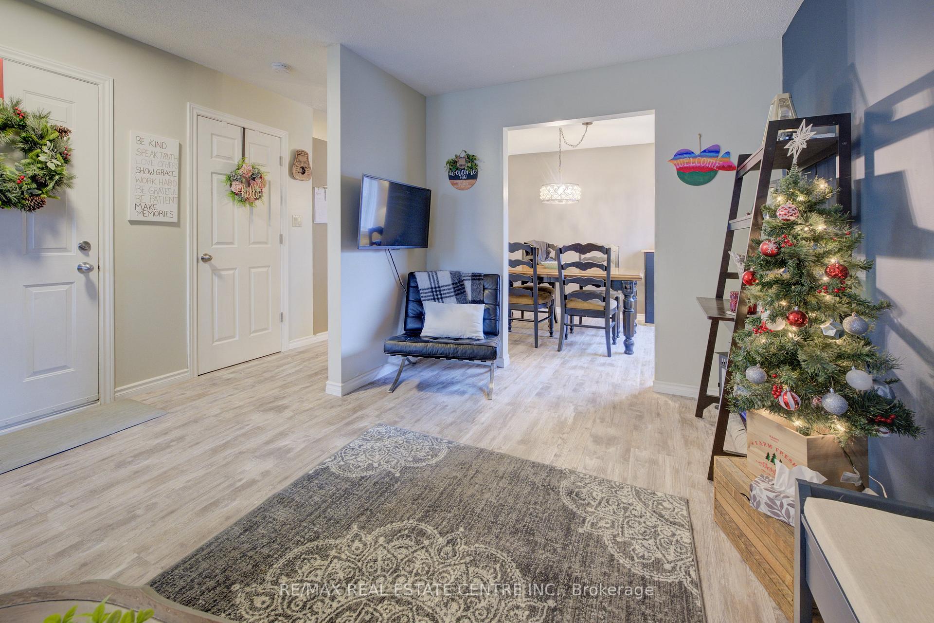 Photo 7 of 81 Dyer Court, Cambridge, Silver Heights — HOMEH