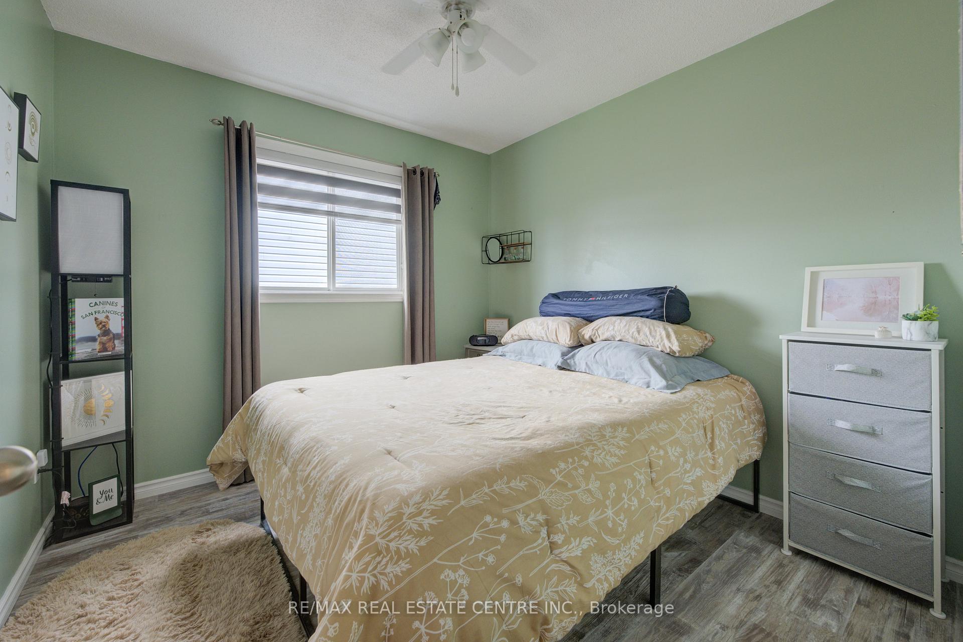 Photo 15 of 81 Dyer Court, Cambridge, Silver Heights — HOMEH