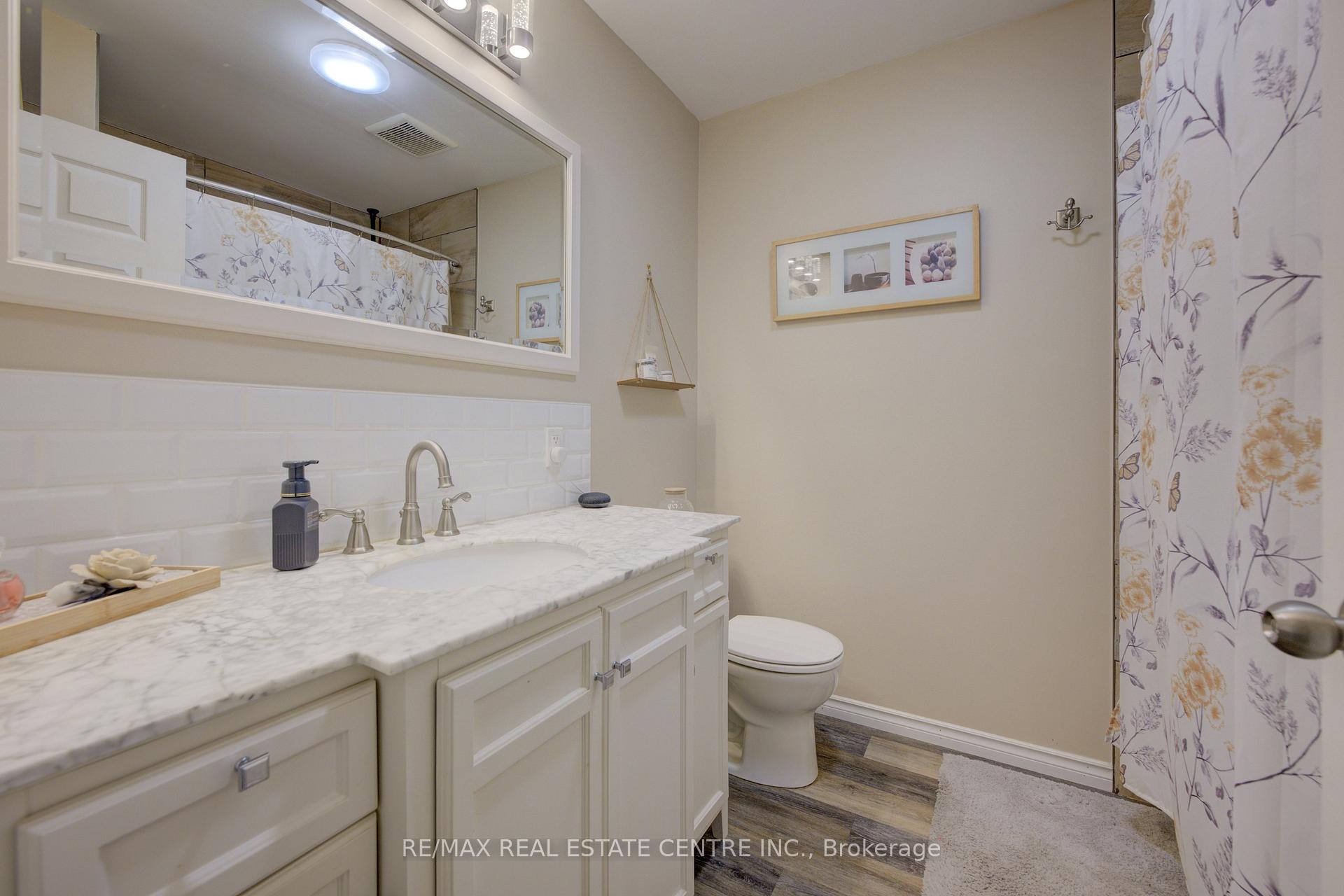 Photo 19 of 81 Dyer Court, Cambridge, Silver Heights — HOMEH