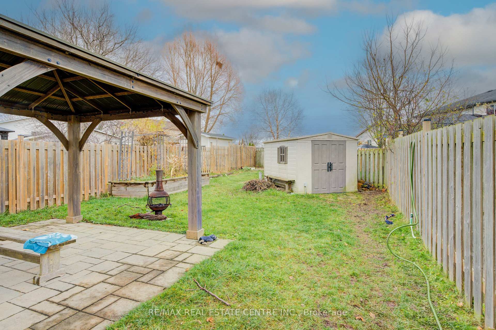 Photo 32 of 81 Dyer Court, Cambridge, Silver Heights — HOMEH