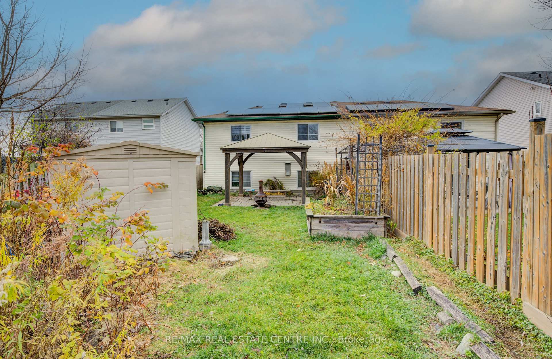 Photo 35 of 81 Dyer Court, Cambridge, Silver Heights — HOMEH