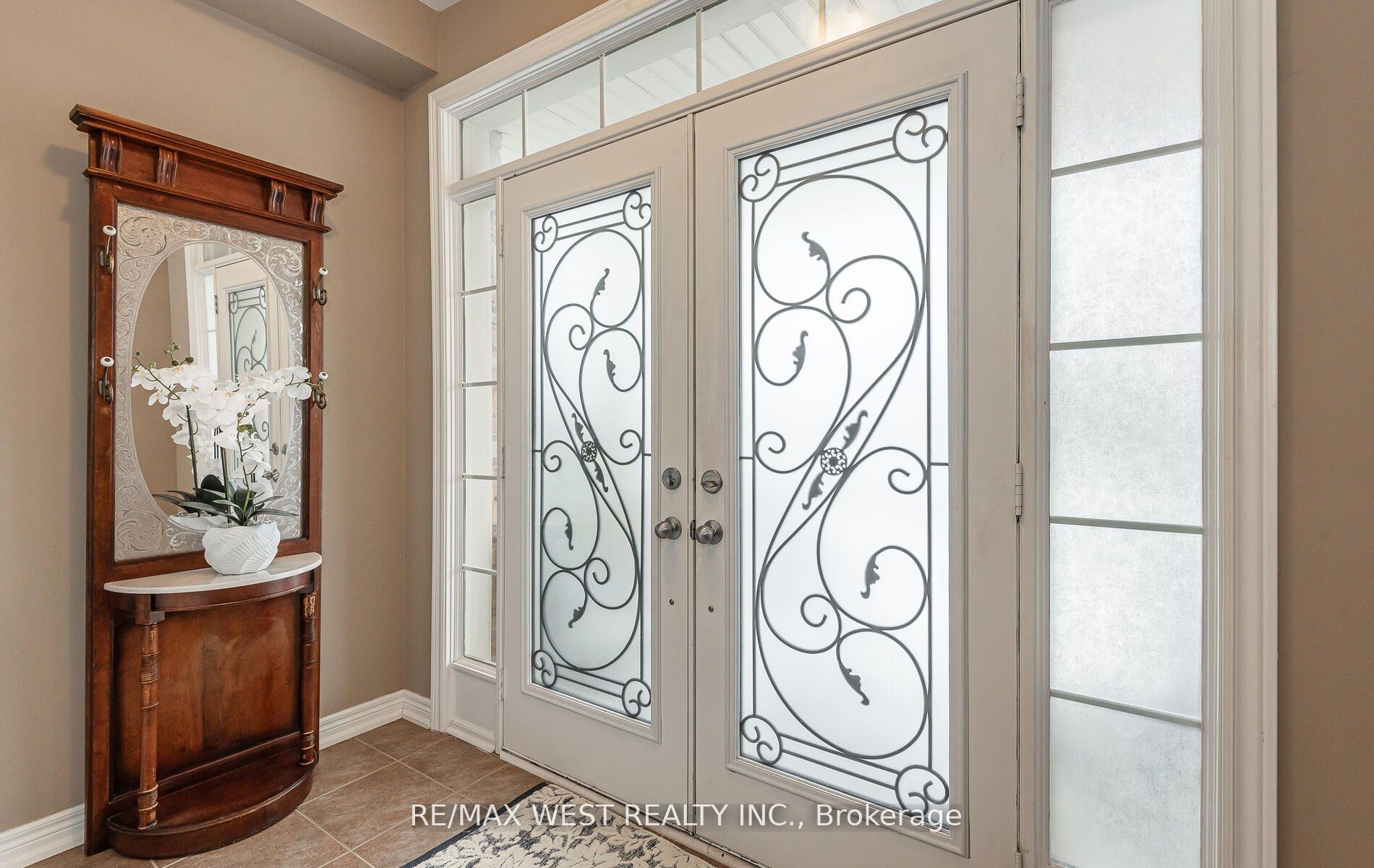Photo 3 of 68 Waterville Way, Caledon, Rural Caledon — HOMEH