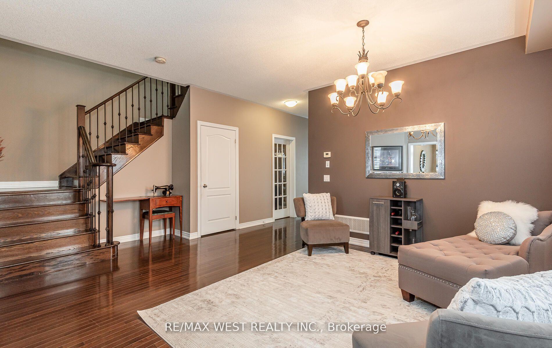 Photo 4 of 68 Waterville Way, Caledon, Rural Caledon — HOMEH