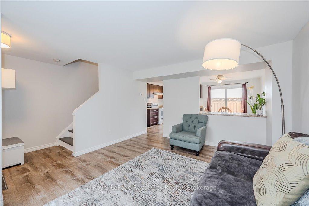 Photo 11 of 364 Cole Road, Guelph, Kortright West — HOMEH
