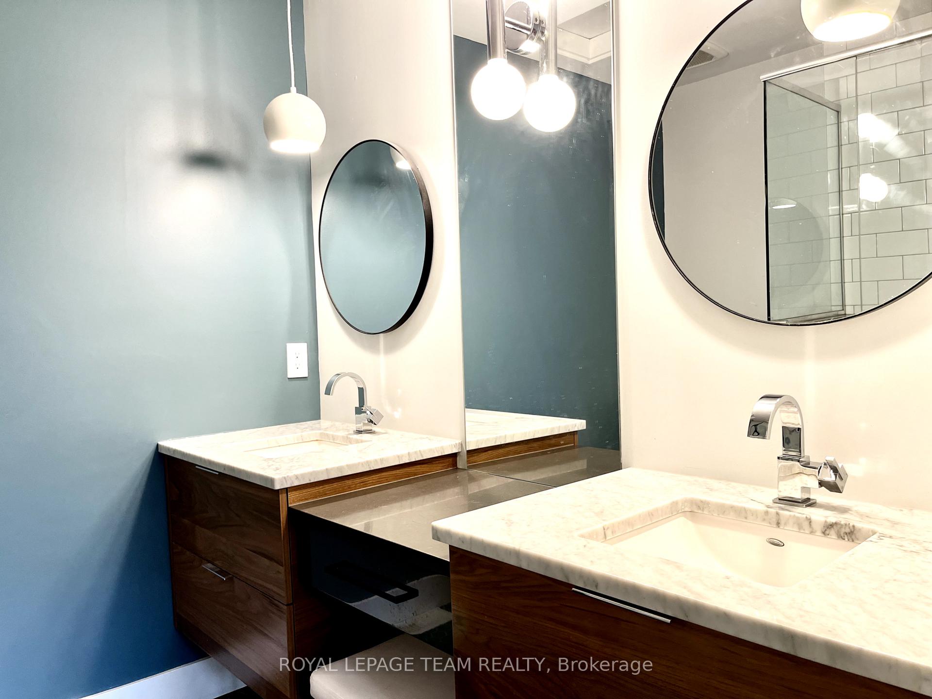 Photo 18 of 35 Jenscott Private, Ottawa, Central Park — HOMEH
