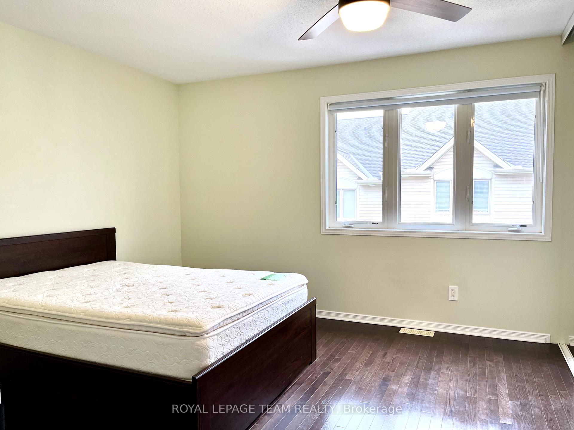 Photo 20 of 35 Jenscott Private, Ottawa, Central Park — HOMEH