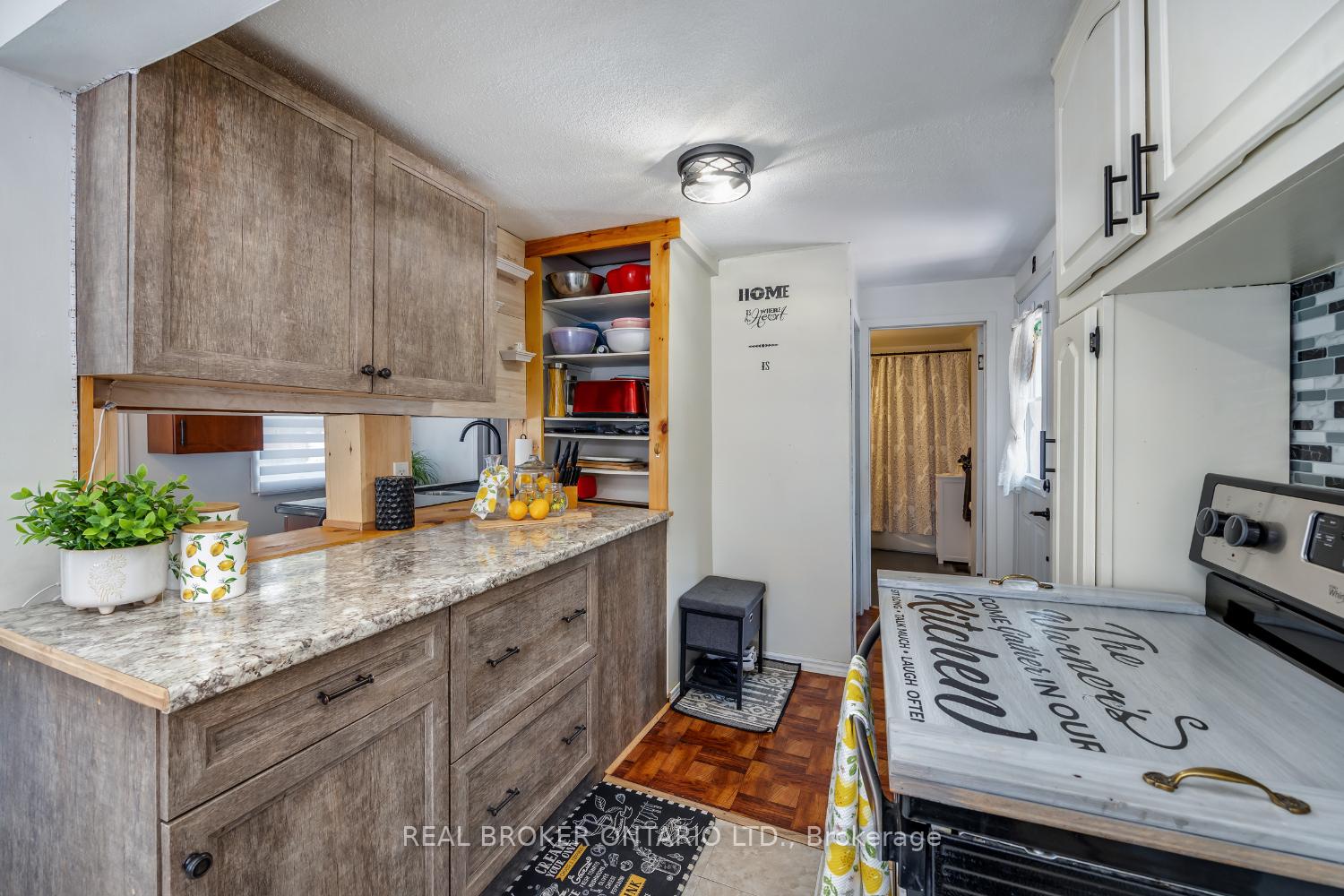 Photo 9 of 3 Lambs Lane, Clarington, Bowmanville — HOMEH