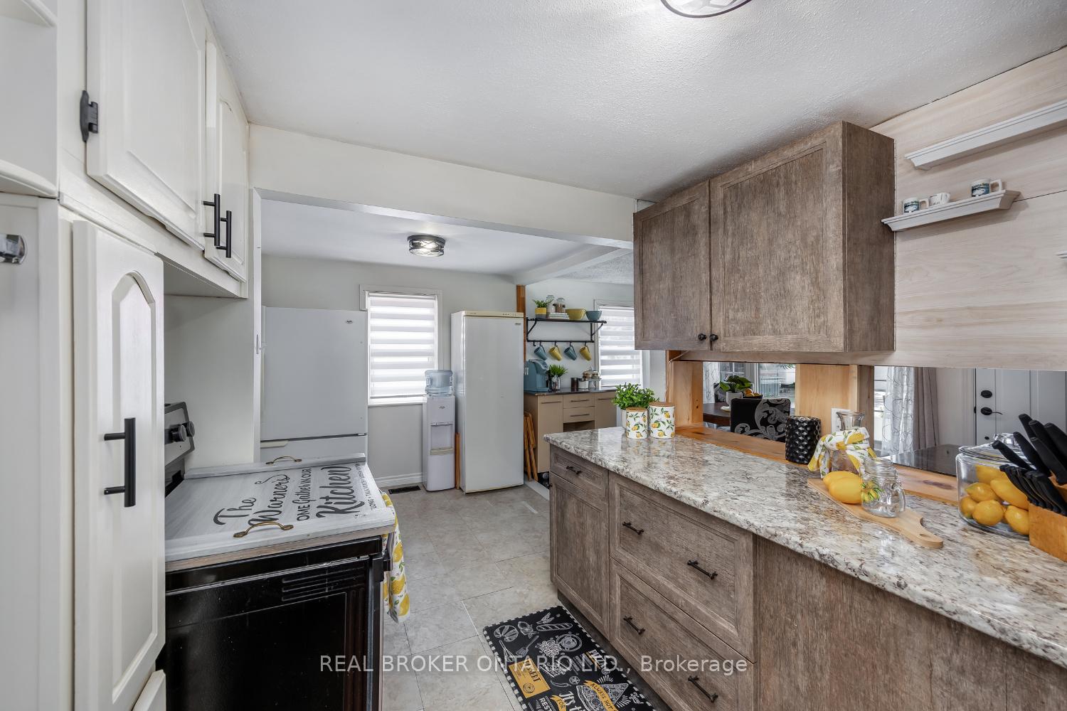 Photo 10 of 3 Lambs Lane, Clarington, Bowmanville — HOMEH