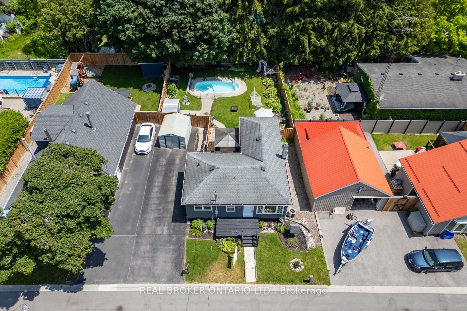 Photo 24 of 3 Lambs Lane, Clarington, Bowmanville — HOMEH