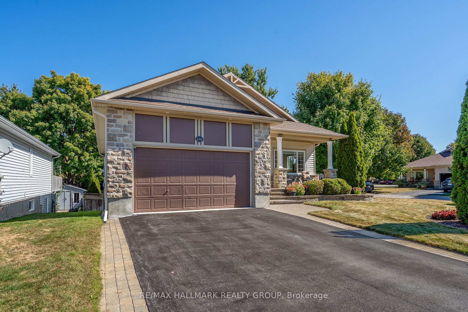Photo 2 of 140 Peckett Drive, Carleton Place — HOMEH