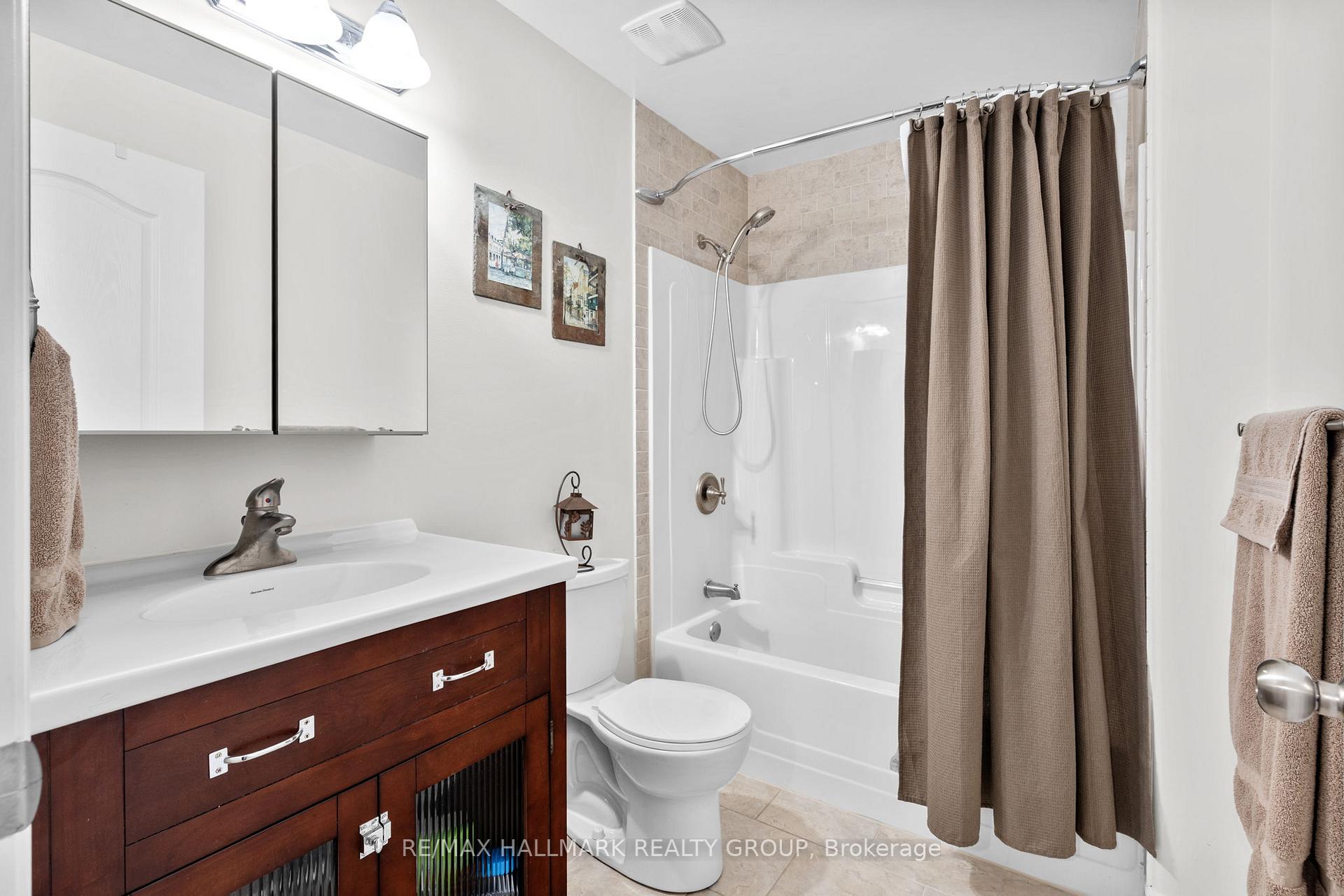 Photo 34 of 140 Peckett Drive, Carleton Place — HOMEH