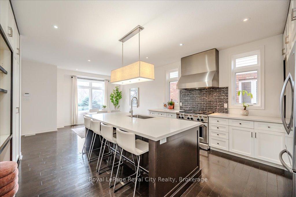 Photo 10 of 22 Tolton Drive, Guelph, Pineridge/Westminster Woods — HOMEH