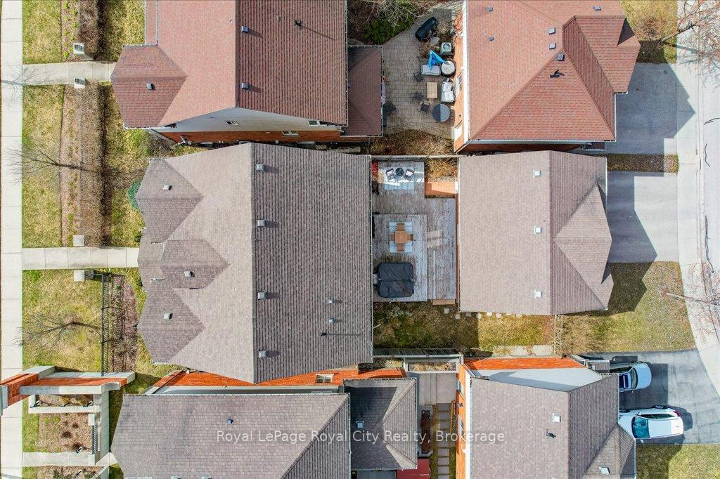 Photo 43 of 22 Tolton Drive, Guelph, Pineridge/Westminster Woods — HOMEH