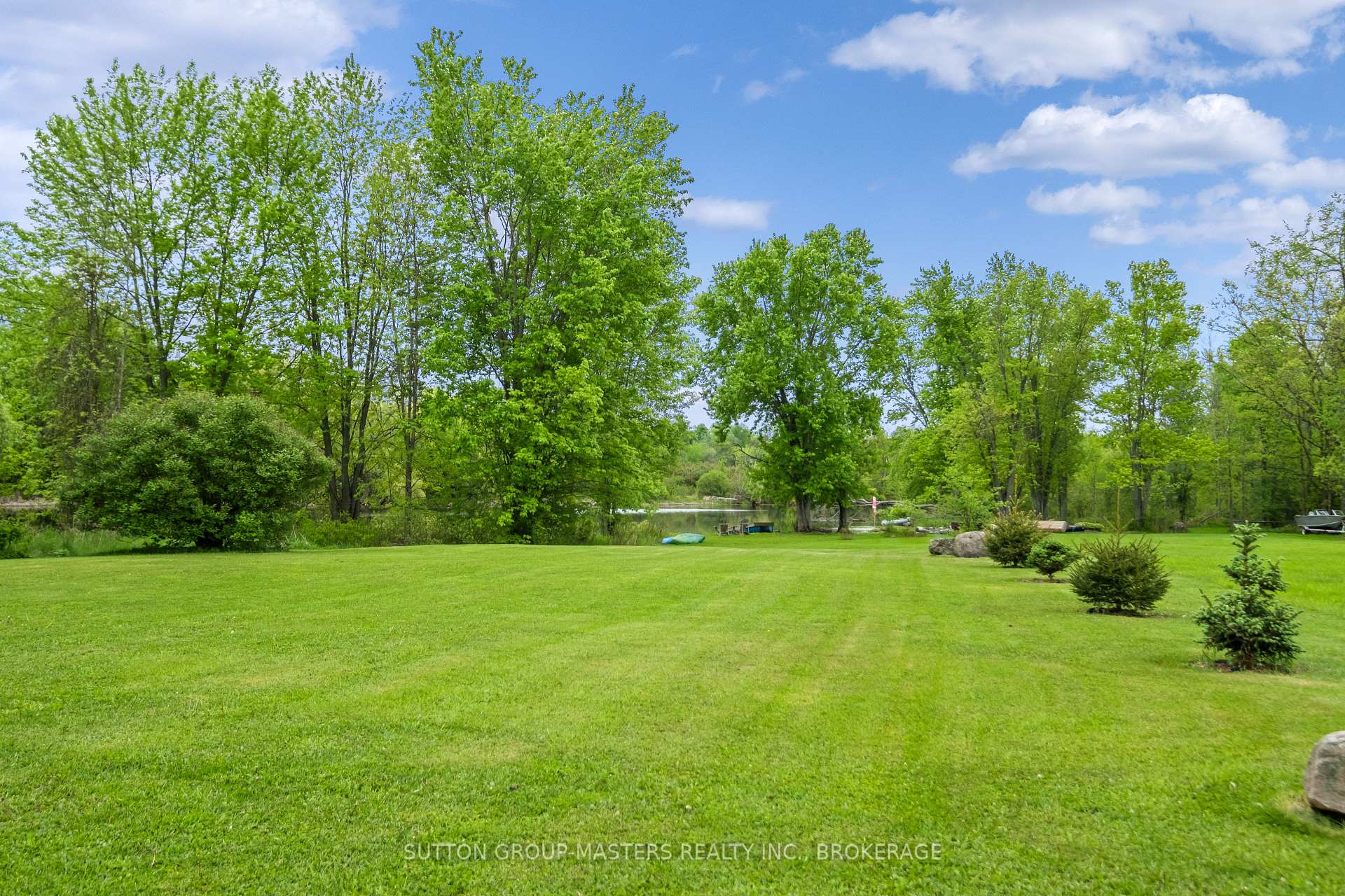 Photo 7 of 4642 Garrison Court, Frontenac, Frontenac South — HOMEH