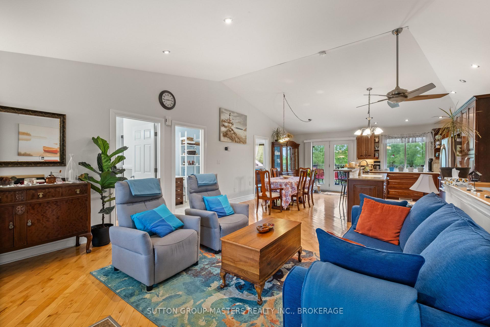 Photo 15 of 4642 Garrison Court, Frontenac, Frontenac South — HOMEH