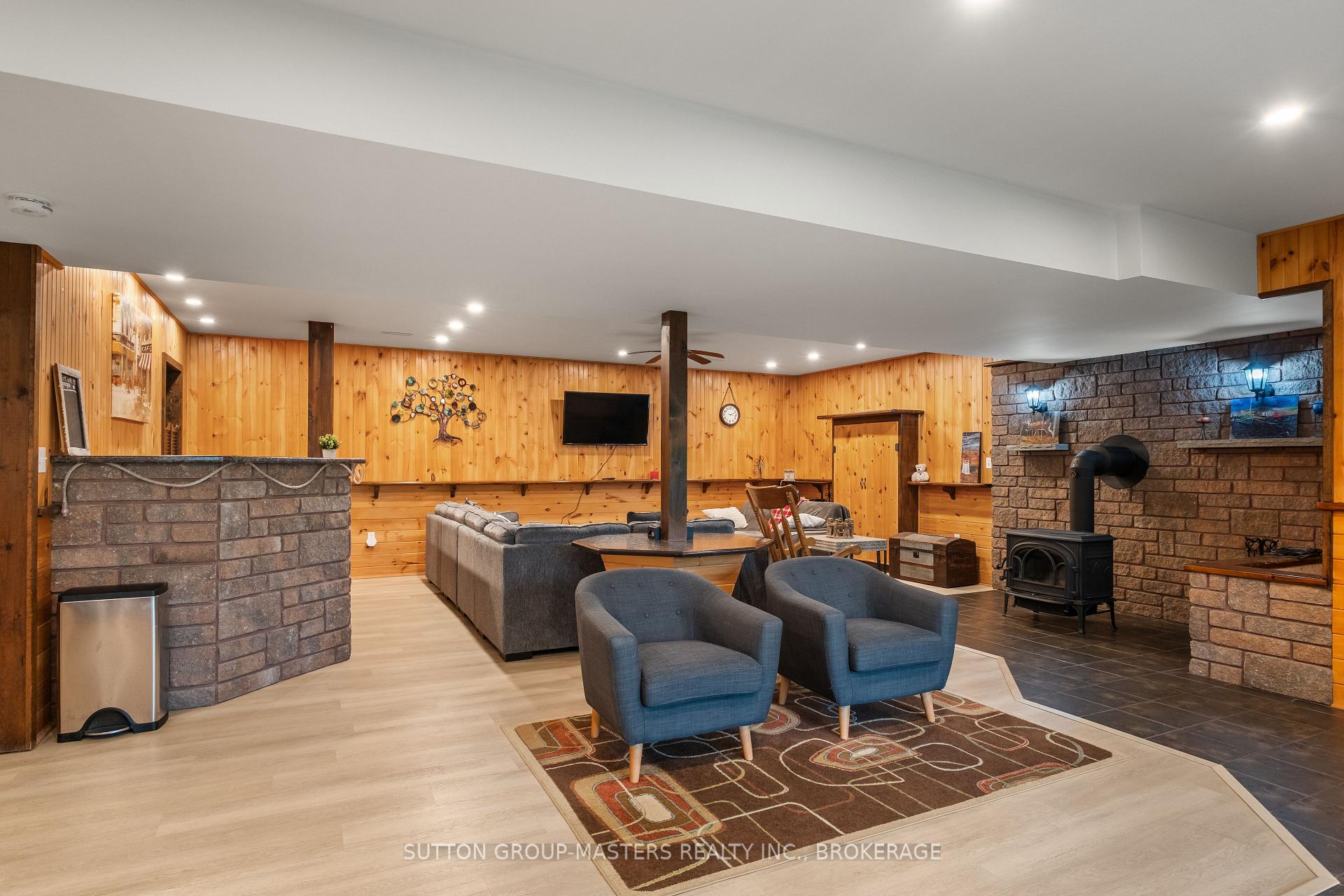 Photo 35 of 4642 Garrison Court, Frontenac, Frontenac South — HOMEH