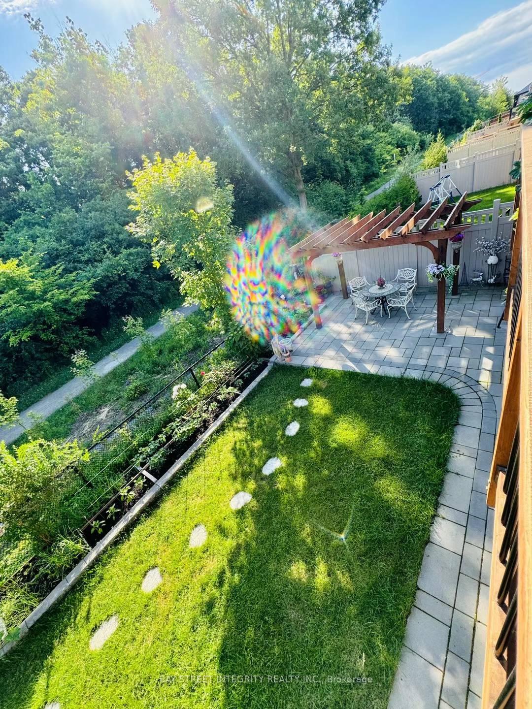 Photo 15 of Unit #lower, 3225 Meadow Marsh Crescent, Oakville, Westmount — HOMEH