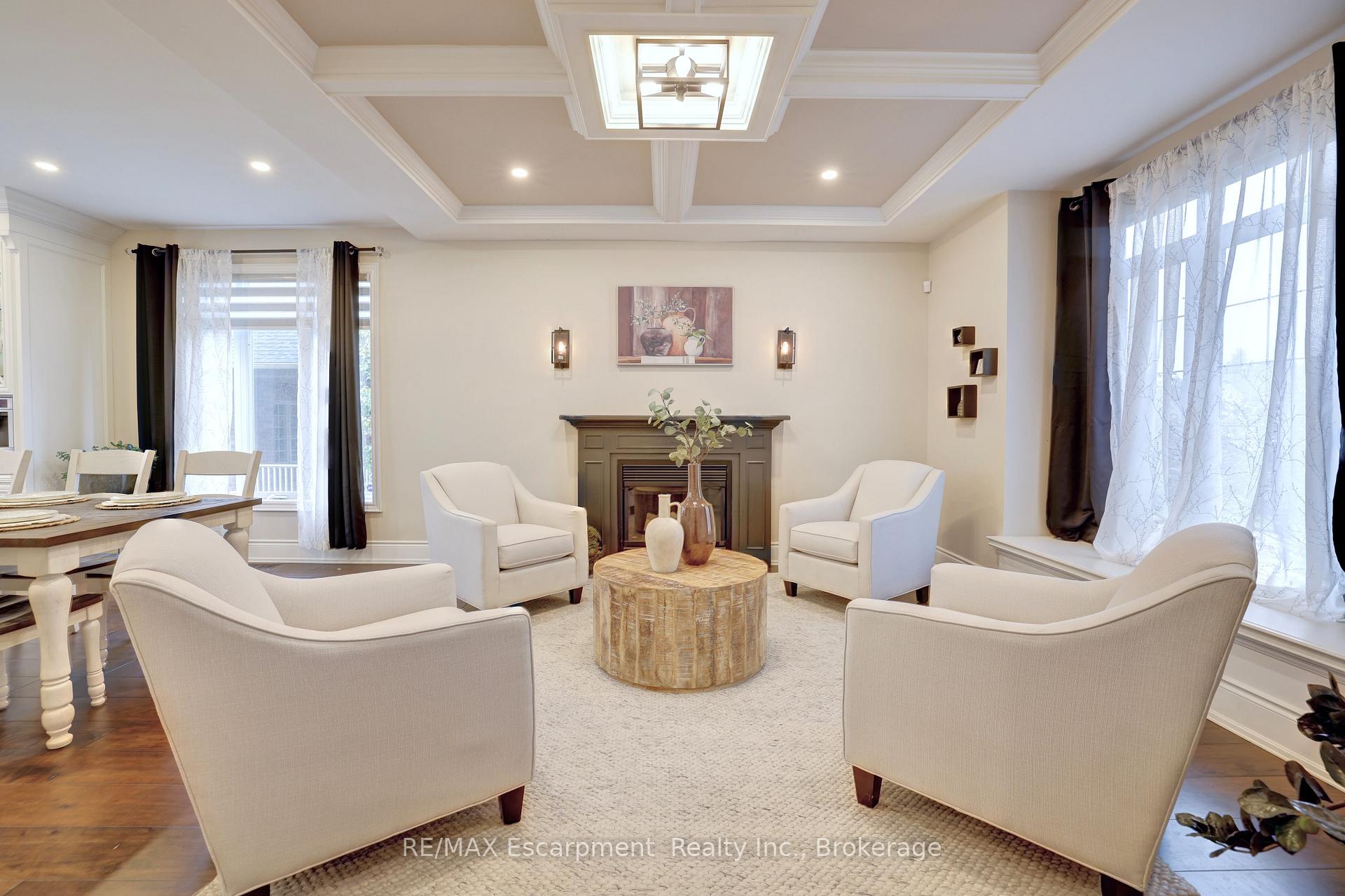 Photo 6 of 48 Palomino Drive, Hamilton, Carlisle — HOMEH