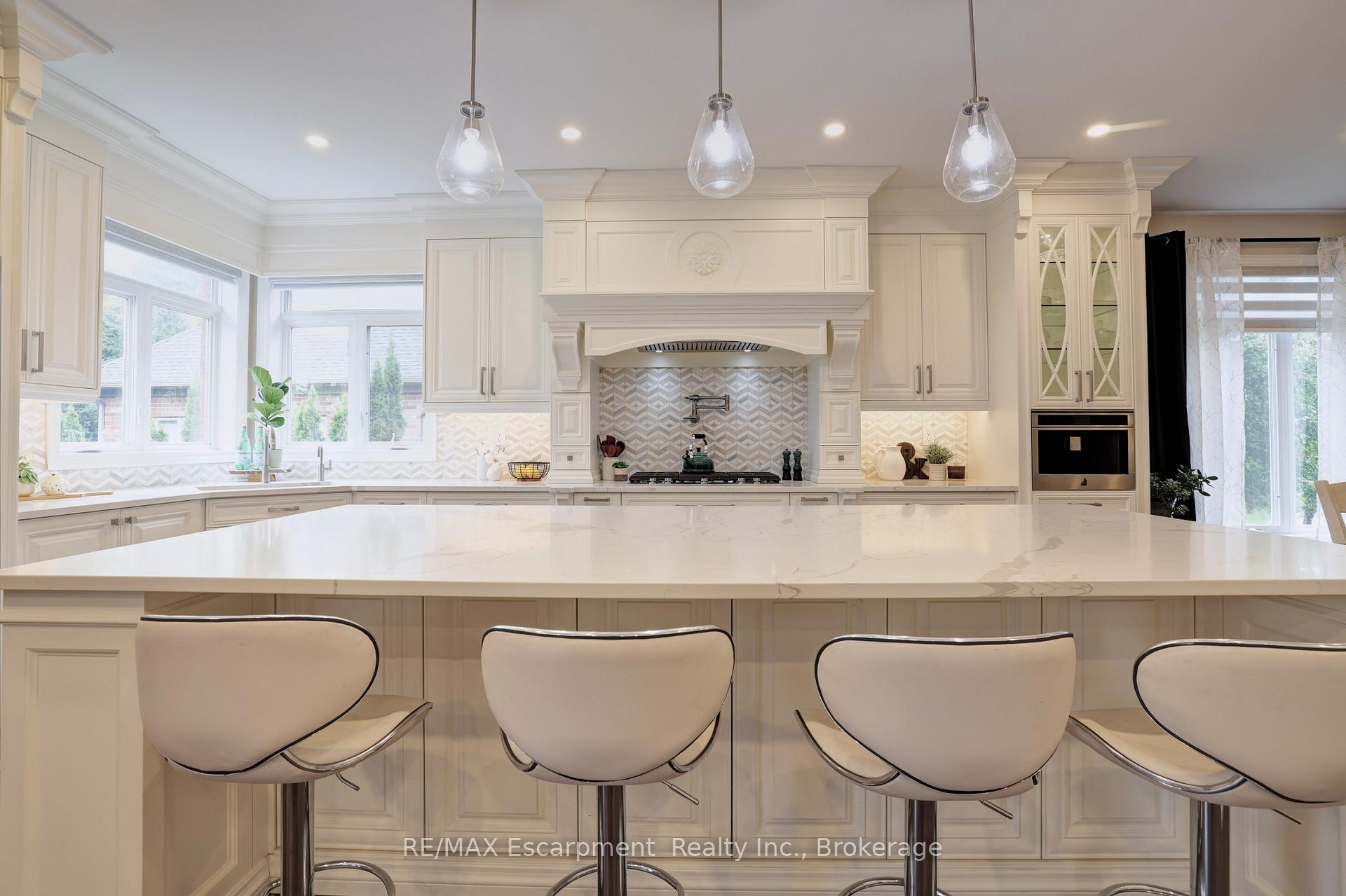 Photo 10 of 48 Palomino Drive, Hamilton, Carlisle — HOMEH