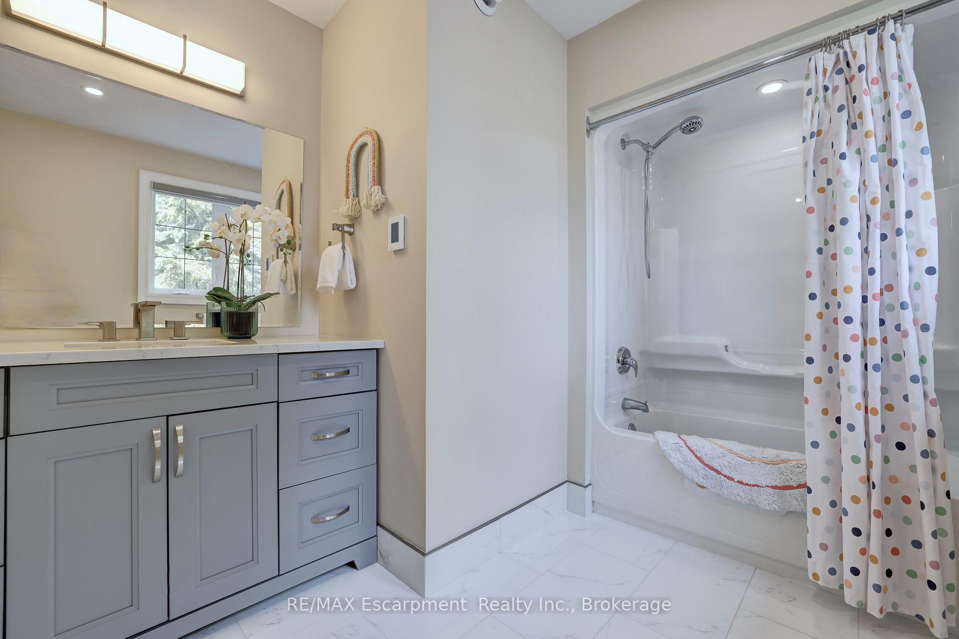 Photo 28 of 48 Palomino Drive, Hamilton, Carlisle — HOMEH